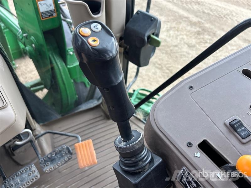 John Deere 6170M Трактори