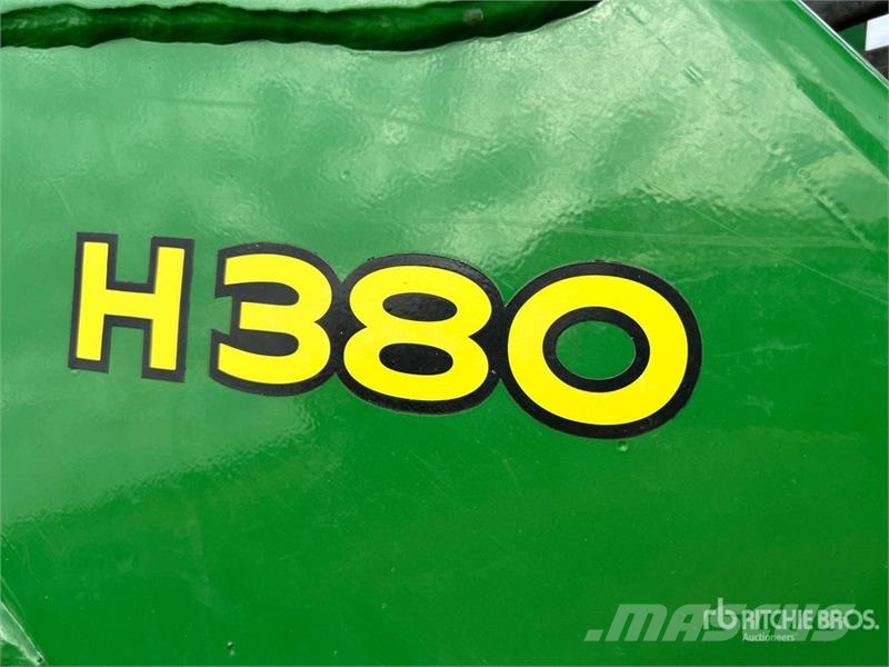 John Deere 6170M Трактори