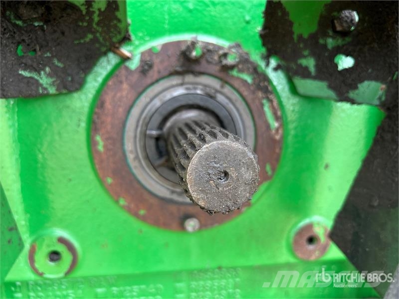 John Deere 6170M Трактори