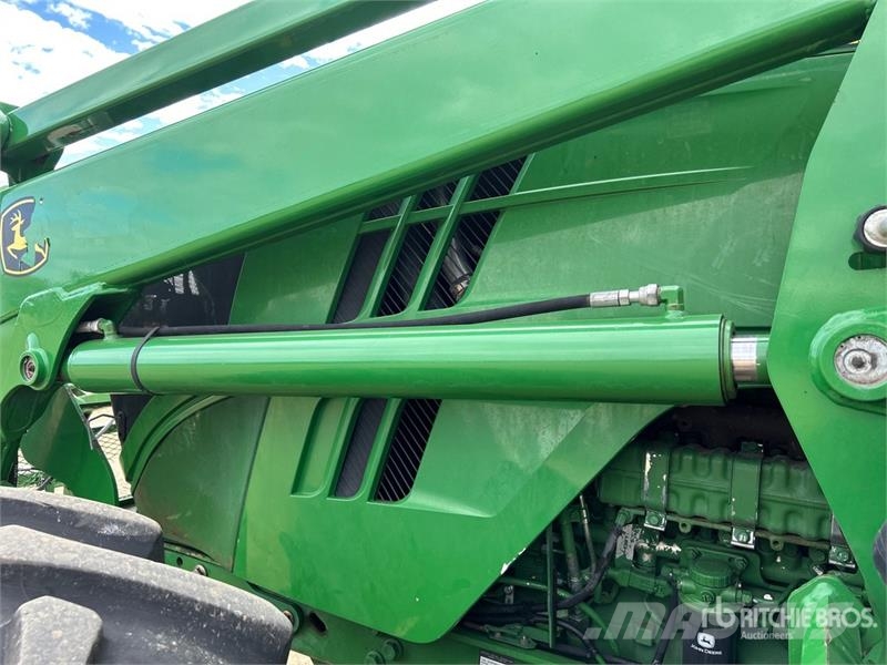 John Deere 6170M Трактори