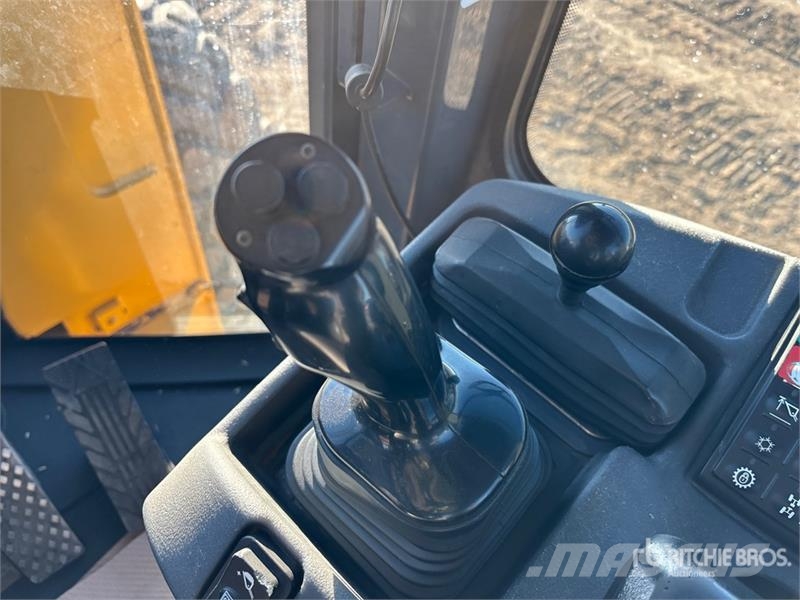 John Deere 624 K Wheel Loader Iekrāvēji uz riteņiem