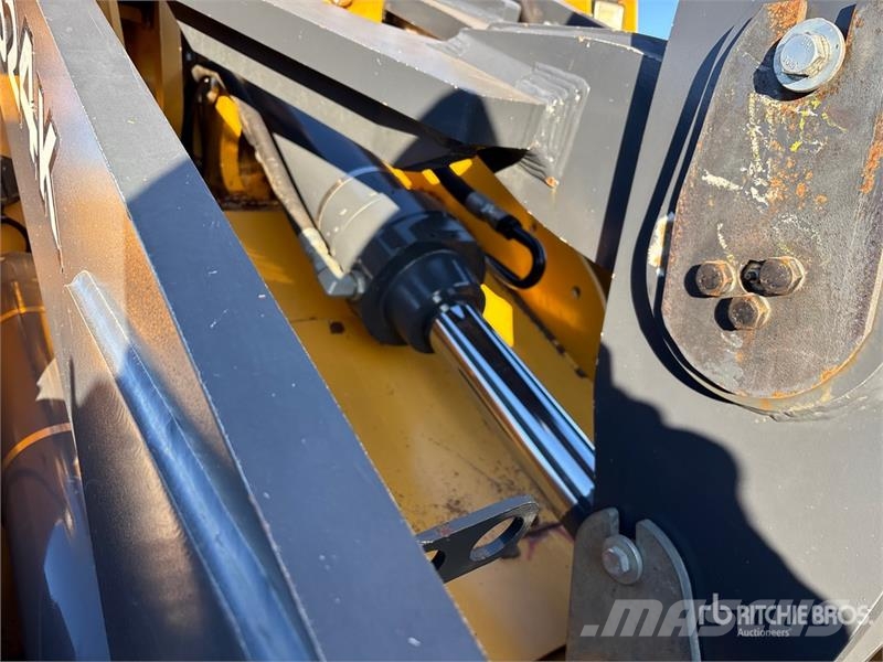 John Deere 624 K Wheel Loader Iekrāvēji uz riteņiem