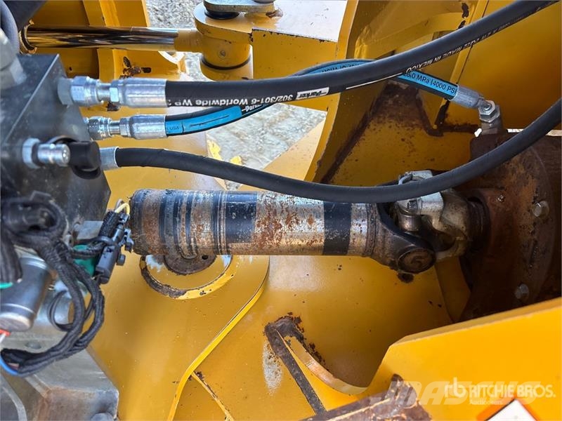 John Deere 624 K Wheel Loader Iekrāvēji uz riteņiem