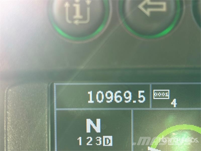 John Deere 624 K Wheel Loader Iekrāvēji uz riteņiem