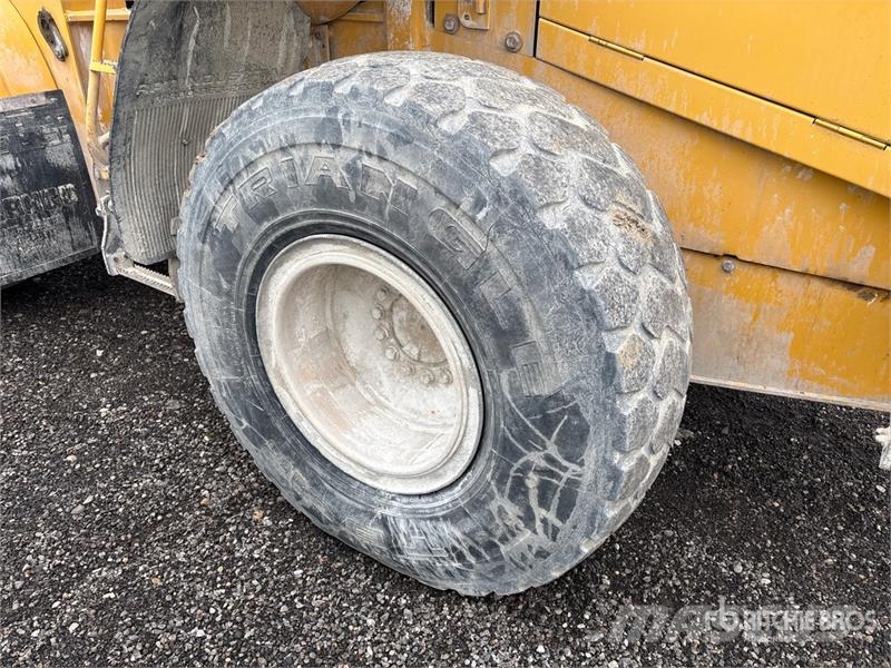 John Deere 624H Tekerlekli yükleyiciler