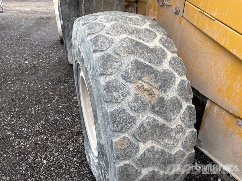 John Deere 624H Tekerlekli yükleyiciler