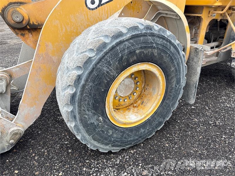 John Deere 624H Tekerlekli yükleyiciler