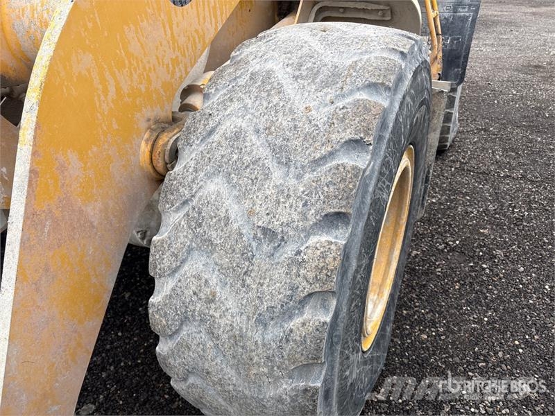 John Deere 624H Tekerlekli yükleyiciler