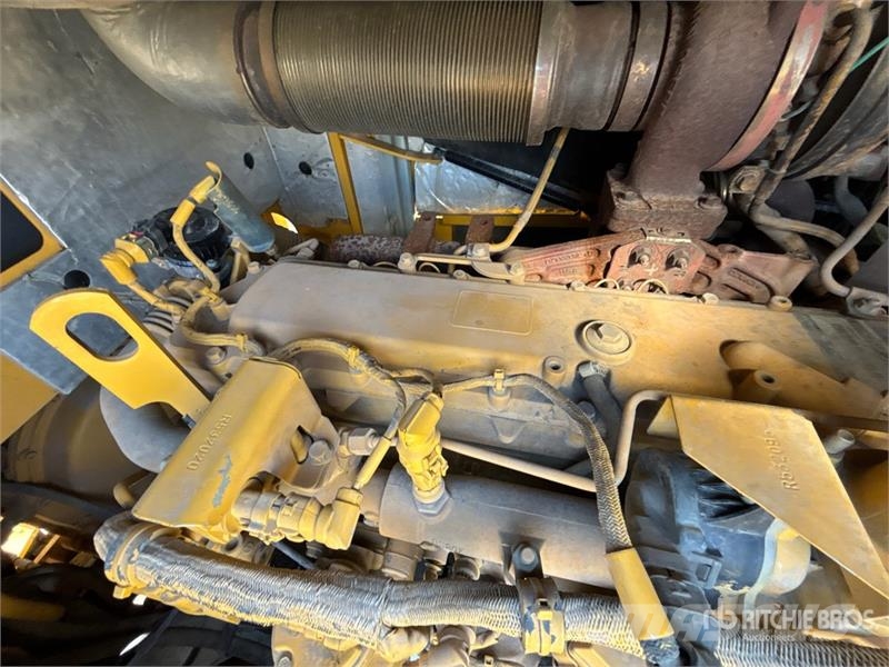 John Deere 624K Wheel Loader لوادر بعجل