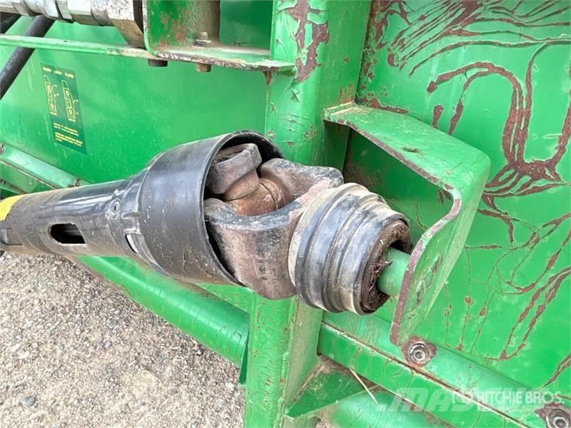 John Deere 630R 30 ft Rigid Combine Header Glave hederi za kombajne
