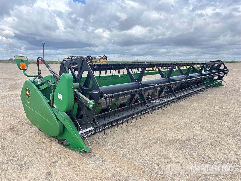 John Deere 630R 30 ft Rigid Combine Header Glave hederi za kombajne