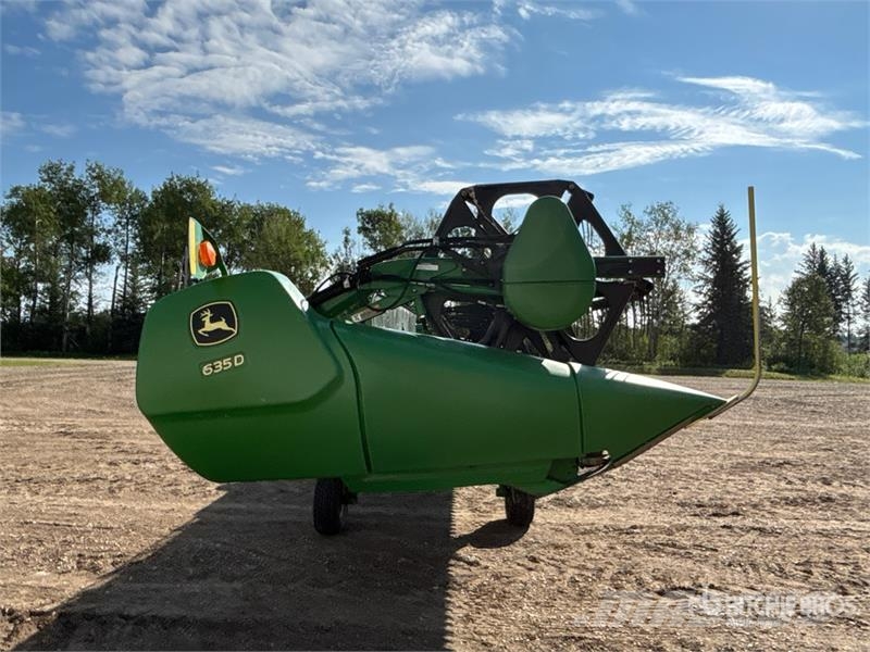John Deere 635D رؤوس الحصادات الدراسات