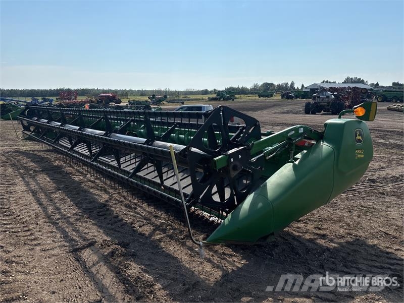 John Deere 635D 콤바인 헤드