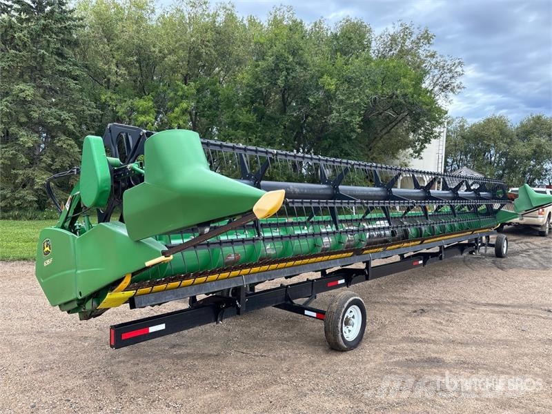John Deere 635F Cabezales de cosechadoras combinadas