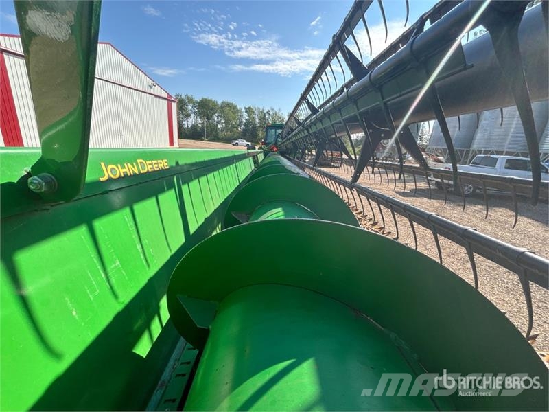 John Deere 635F رؤوس الحصادات الدراسات