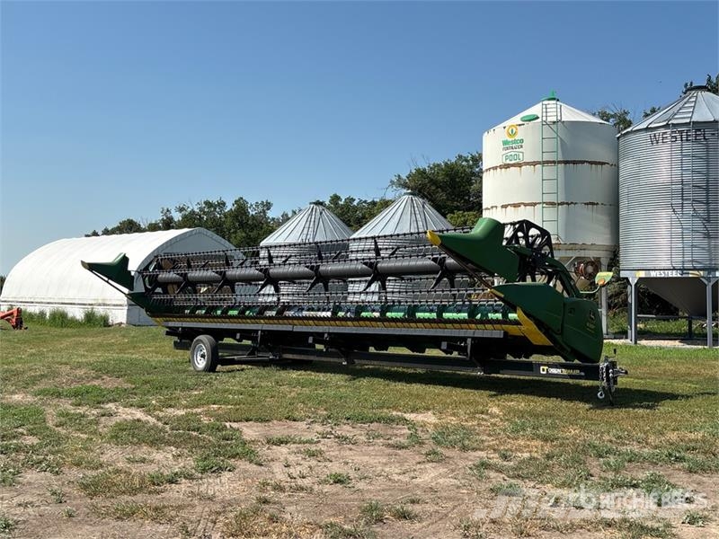 John Deere 635F رؤوس الحصادات الدراسات