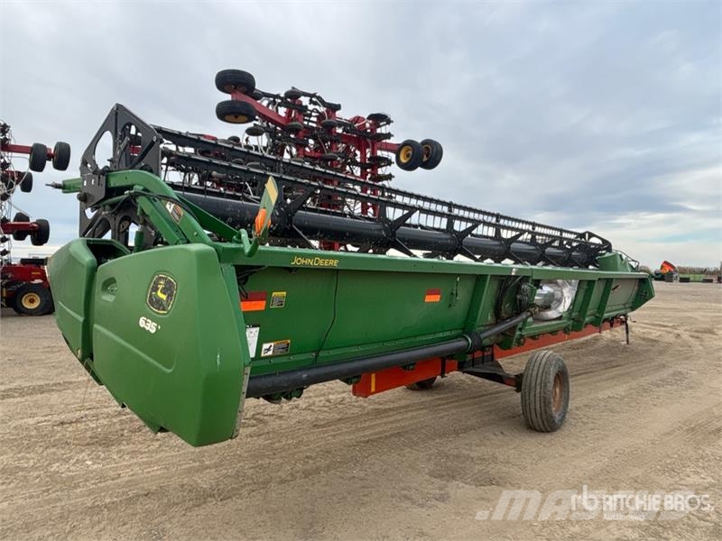 John Deere 635F Cabezales de cosechadoras combinadas