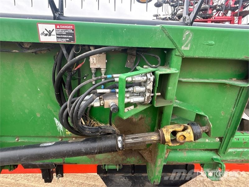 John Deere 635F Cabezales de cosechadoras combinadas