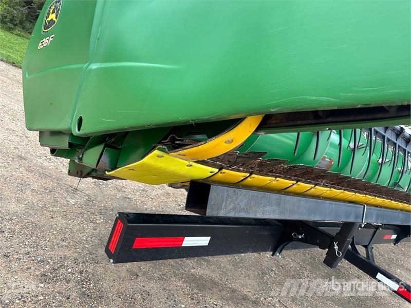 John Deere 635F Cabezales de cosechadoras combinadas