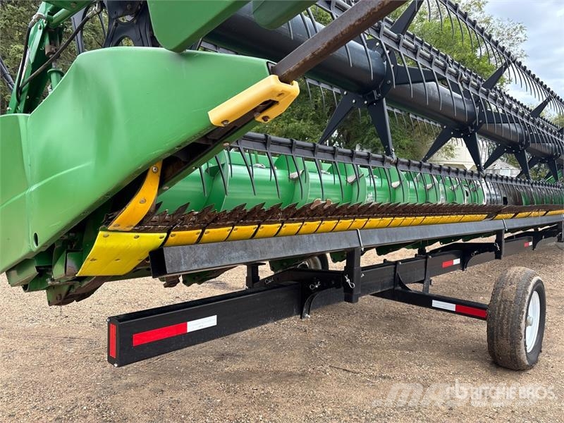 John Deere 635F Cabezales de cosechadoras combinadas