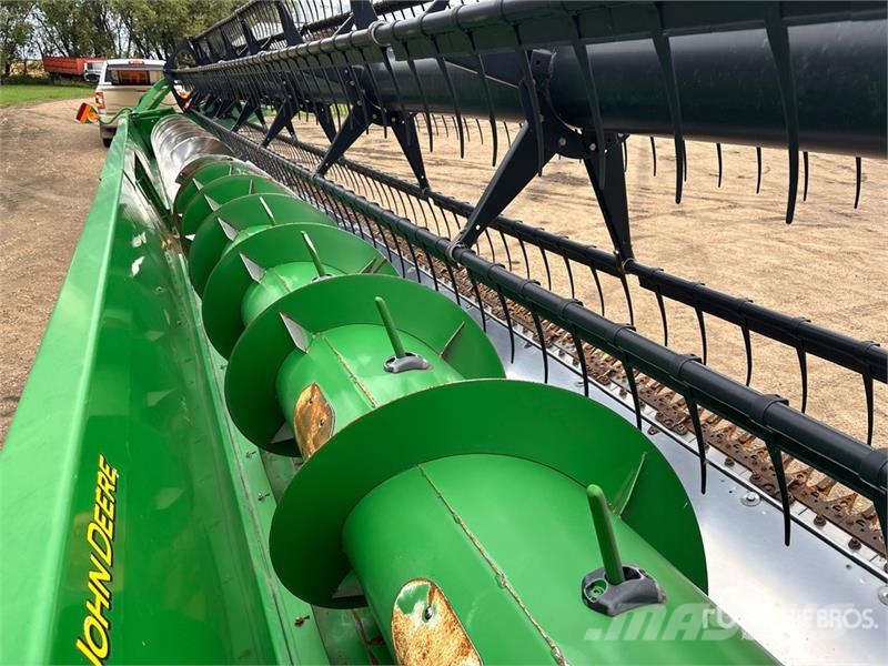 John Deere 635F Cabezales de cosechadoras combinadas