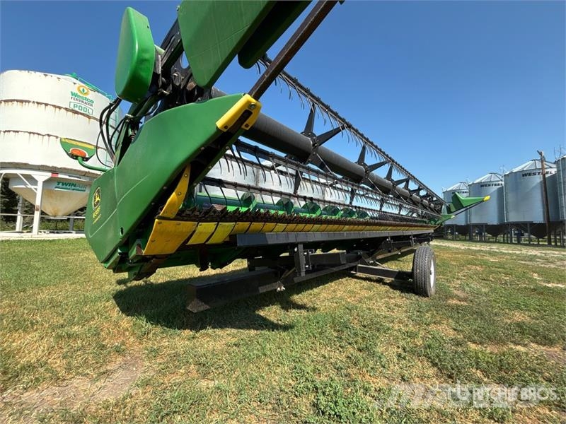 John Deere 635F رؤوس الحصادات الدراسات