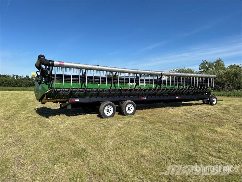 John Deere 635F رؤوس الحصادات الدراسات