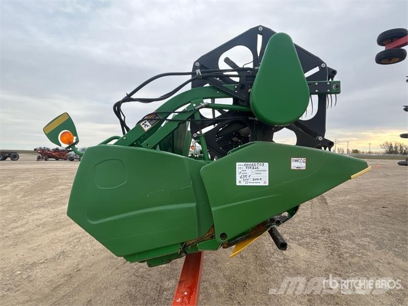 John Deere 635F Cabezales de cosechadoras combinadas