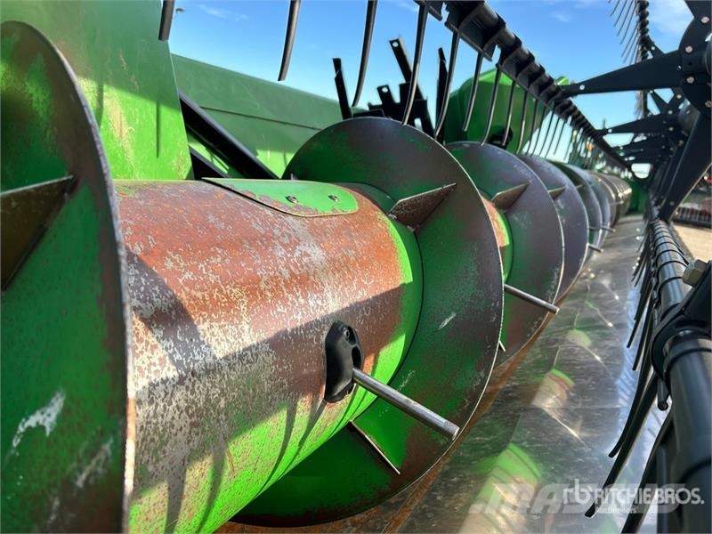 John Deere 635F رؤوس الحصادات الدراسات
