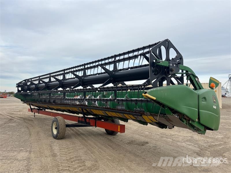 John Deere 635F Cabezales de cosechadoras combinadas