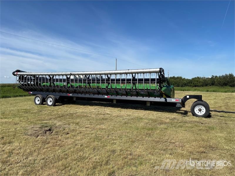 John Deere 635F رؤوس الحصادات الدراسات