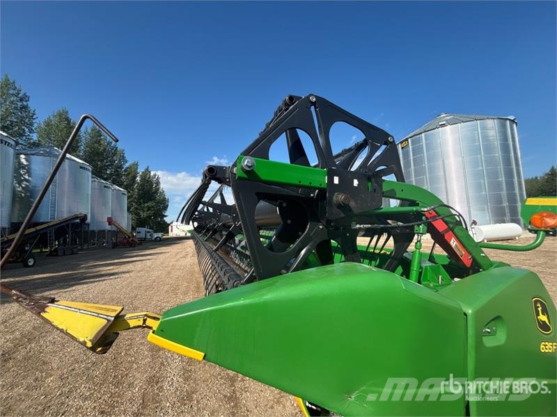 John Deere 635F رؤوس الحصادات الدراسات