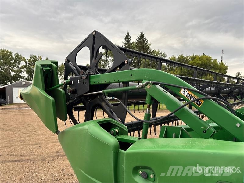 John Deere 635F Cabezales de cosechadoras combinadas