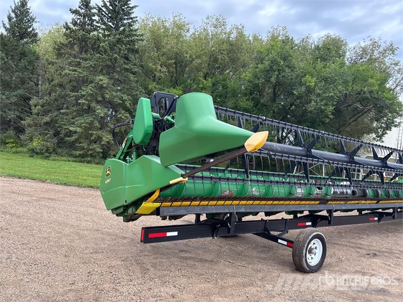 John Deere 635F Cabezales de cosechadoras combinadas