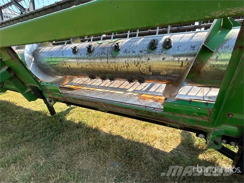 John Deere 635F رؤوس الحصادات الدراسات