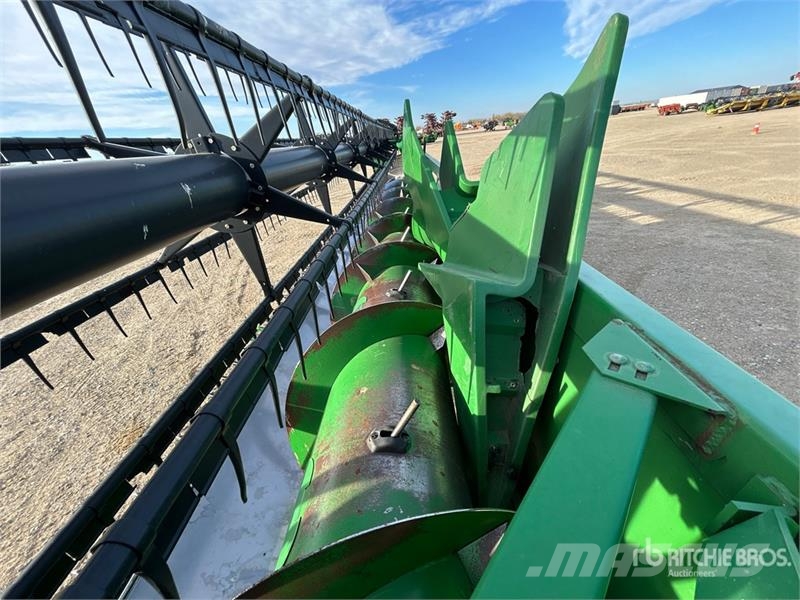 John Deere 635F رؤوس الحصادات الدراسات