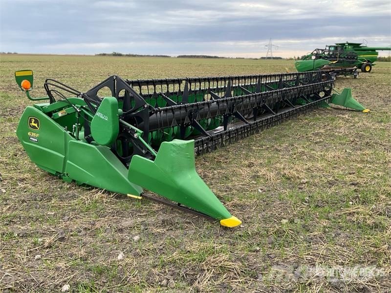 John Deere 635F Skärbord
