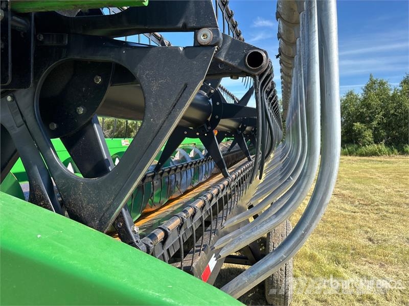 John Deere 635F رؤوس الحصادات الدراسات