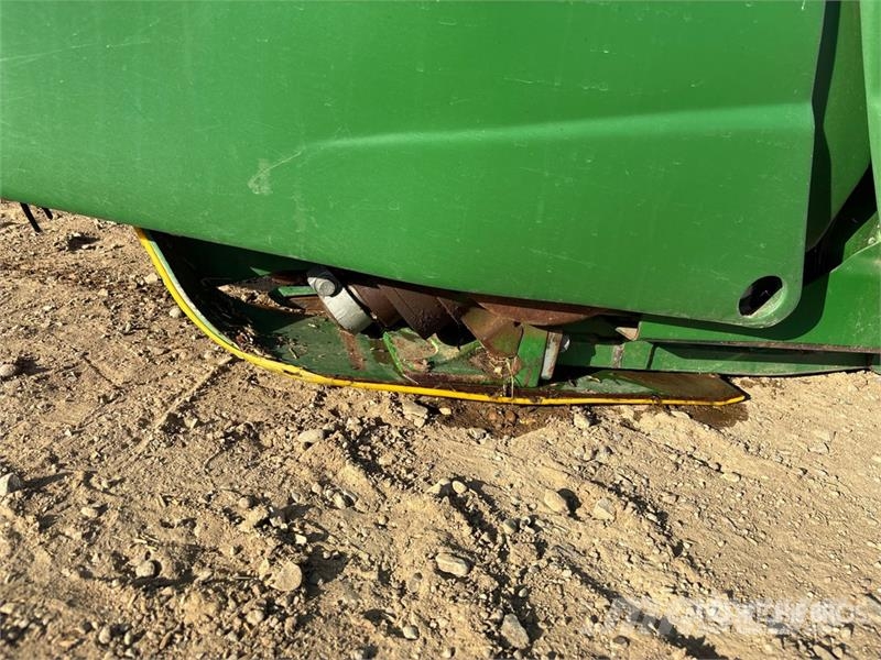 John Deere 635F Barre de coupe pour moissonneuse batteuse