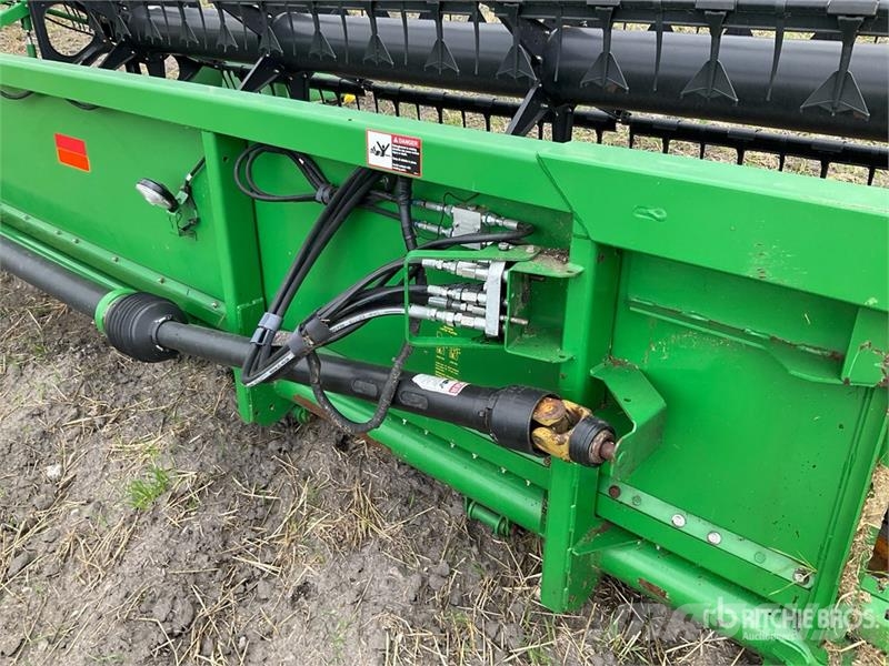 John Deere 635F Skärbord