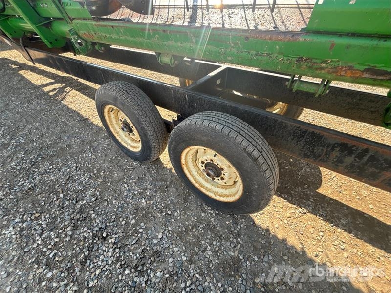John Deere 635F رؤوس الحصادات الدراسات