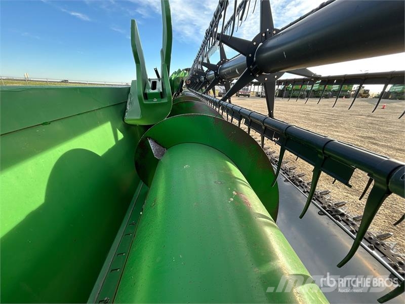 John Deere 635F رؤوس الحصادات الدراسات