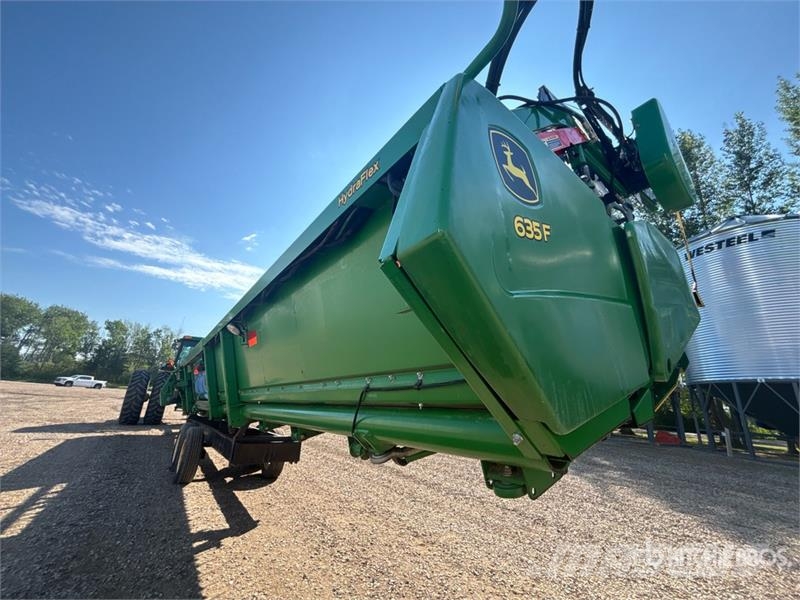 John Deere 635F رؤوس الحصادات الدراسات