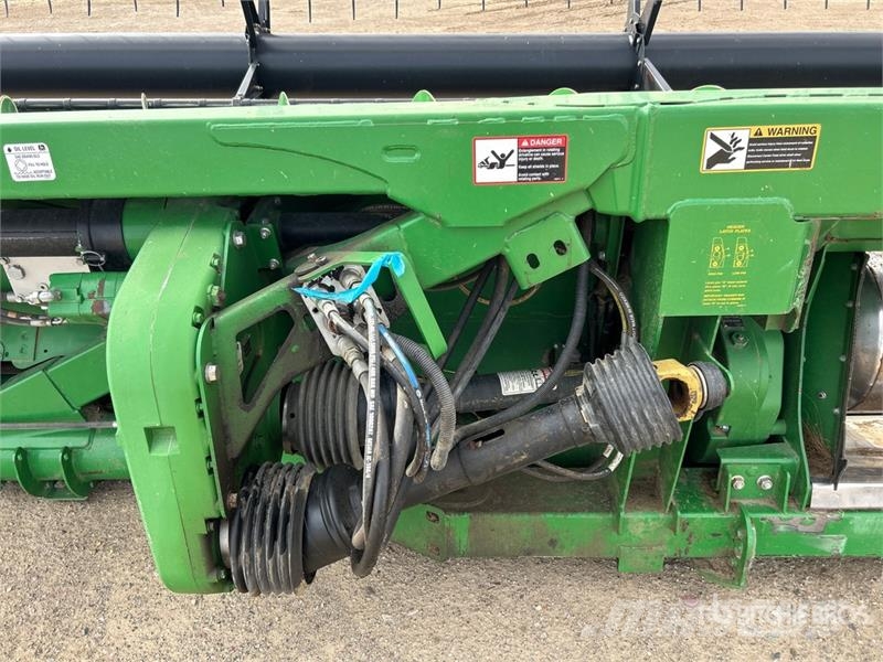 John Deere 635FD Kombájn adapterek