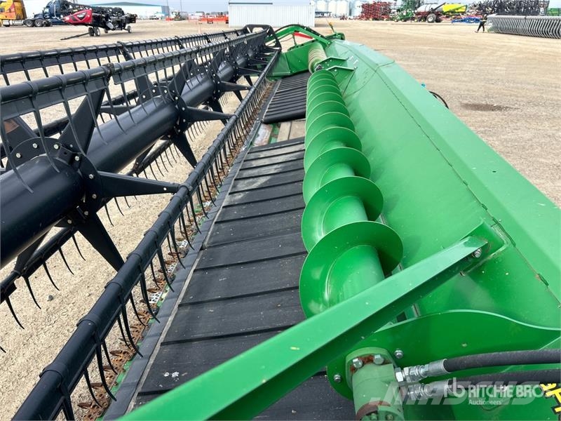 John Deere 635FD Kombájn adapterek