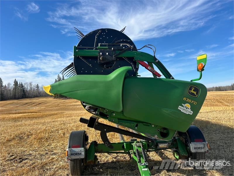 John Deere 635FD Derliaus nuėmimo kombainų galvos