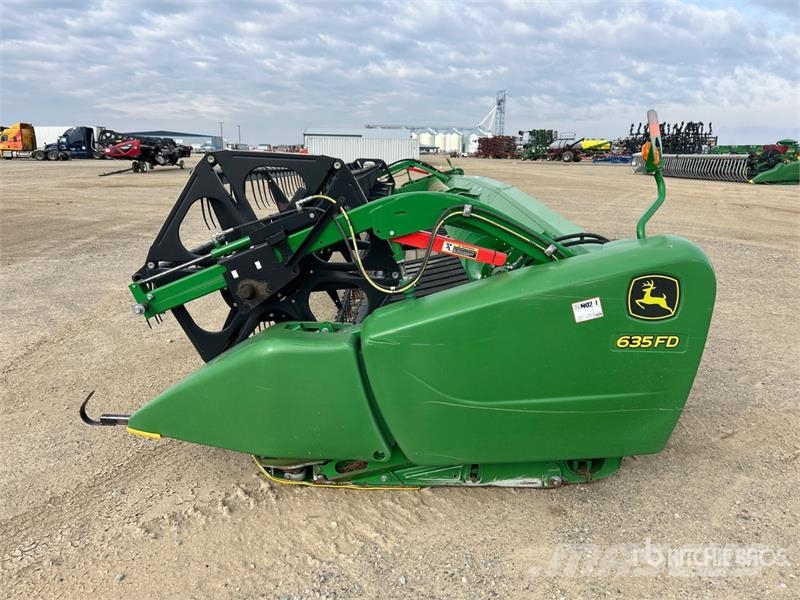 John Deere 635FD Kombájn adapterek