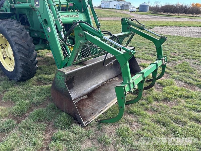 John Deere 6400 Traktori