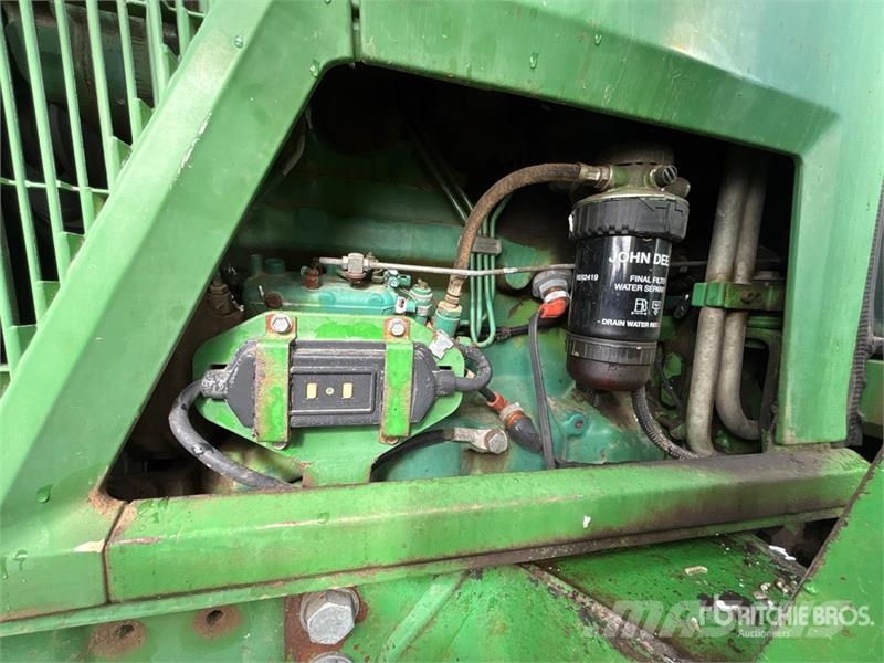 John Deere 6400 Traktori