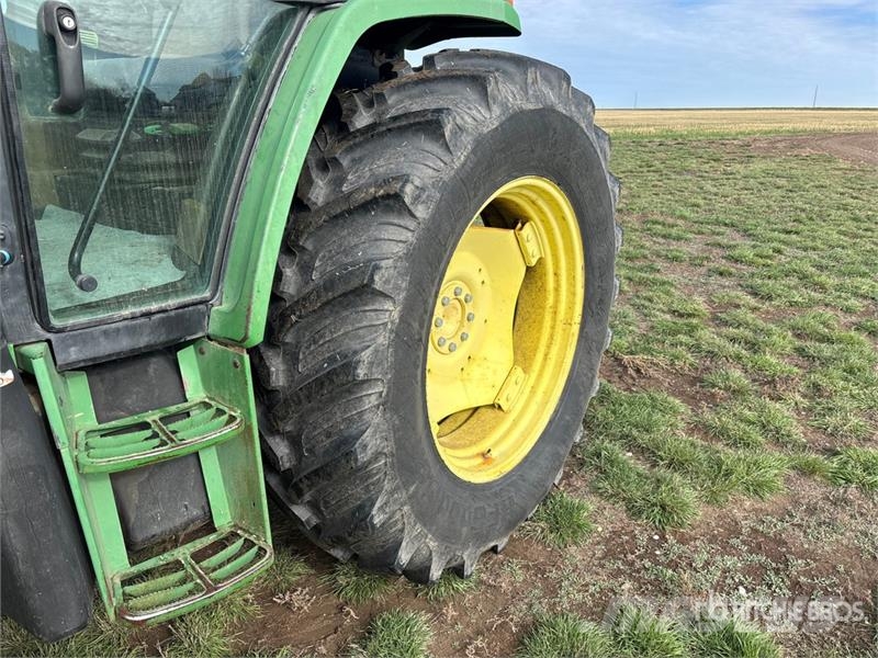 John Deere 6400 Traktori